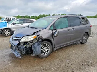 2018 Toyota Sienna 5TDYZ3DC8JS910525 Lot 54461896