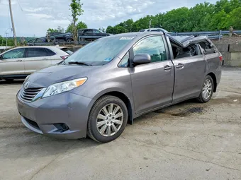 2015 Toyota Sienna 5TDJK3DCXFS127171 Lot 57293596