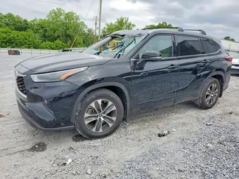 2022 Toyota Highlander 5TDHZRBH2NS578170 Lot 52407726