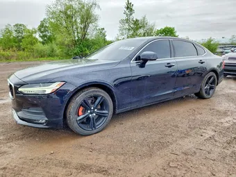 2018 Volvo S90 LVY982MK7JP025485