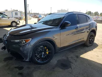 2020 Alfa Romeo ZASPAJAN4L7C88135