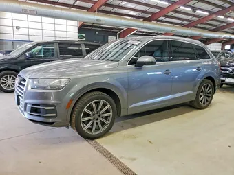 2017 Audi Q7 WA1LAAF74HD012526
