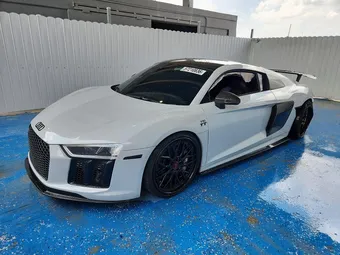 2017 Audi R8 WUAKBAFXXH7903954