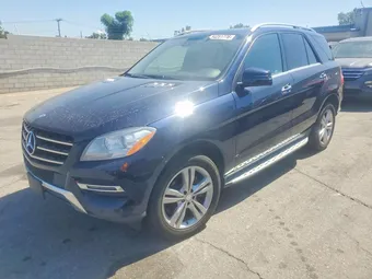 2015 Mercedes-Benz M-Class 4JGDA5JB9FA584182