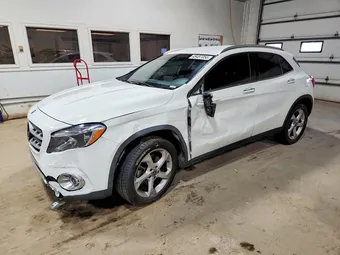 2018 Mercedes-Benz GLA-Class WDCTG4GB6JJ519146