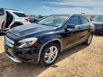 2015 Mercedes-Benz GLA-Class WDCTG4GB4FJ090368