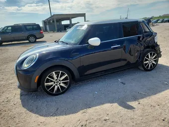 2022 Mini 5-Door WMW33DK06N2P66025