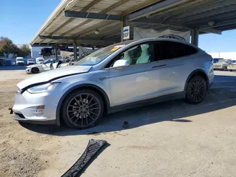 2016 Tesla Model X 5YJXCBE20GF021180 Lot 57016366
