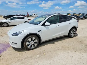 2023 Tesla Model Y 7SAYGDEE8PA067824 Lot 55358676