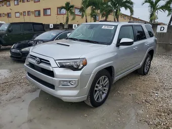 2022 Toyota 4Runner JTESU5JR9N6009643