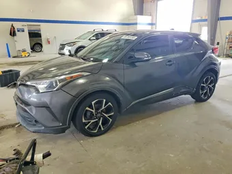 2019 Toyota C-HR NMTKHMBX5KR068845