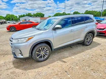 2019 Toyota Highlander 5TDKZRFH3KS331137 Lot 56665406