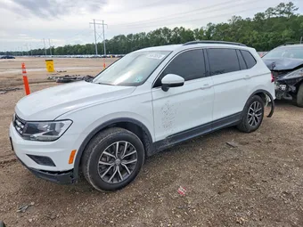 2019 Volkswagen Tiguan 3VV3B7AX7KM145663 Lot 54678376