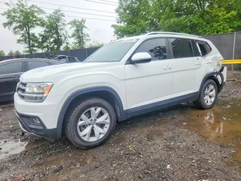 2018 Volkswagen Atlas 1V2KR2CAXJC562470
