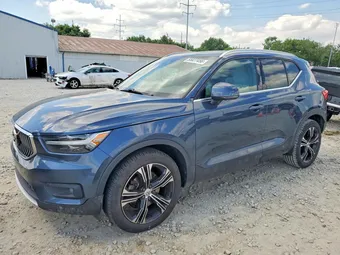 2020 Volvo XC40 YV4162UL1L2263283