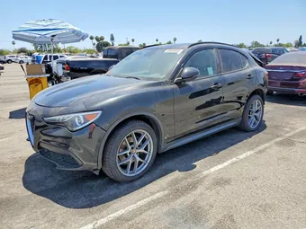 2019 Alfa Romeo ZASPAKANXK7C41468