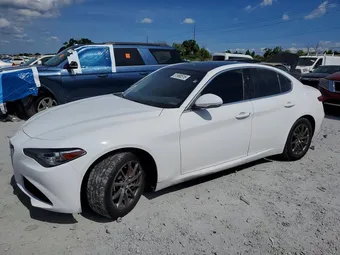 2019 Alfa Romeo ZARFANAN6K7619152