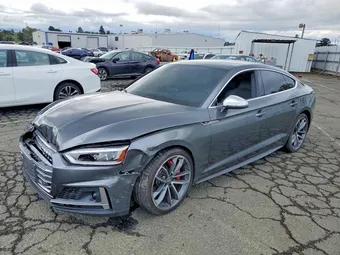 2018 Audi S5 WAUC4CF51JA061324