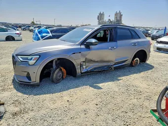 2021 Audi e-tron WA1AAAGE6MB024641