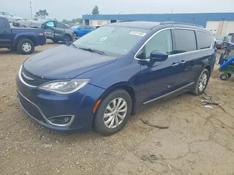 2017 Chrysler Pacifica 2C4RC1BG5HR587389 Lot 53451596