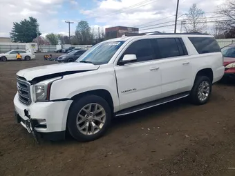 2017 GMC Yukon XL 1GKS2GKC4HR306293