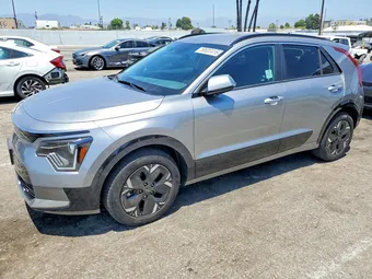 2025 Kia Niro KNDCR3L18S5145429