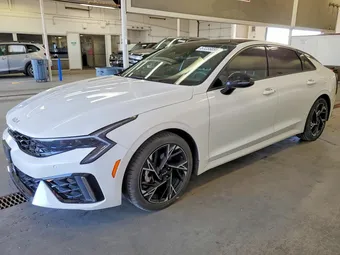 2025 Kia K5 KNAG64J73S5333702
