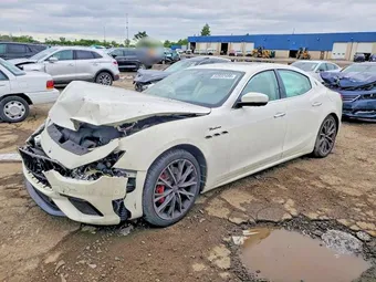 2022 Maserati Ghibli ZAM57YSMXN1385645