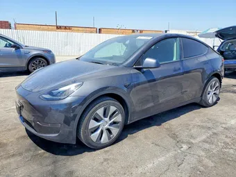 2024 Tesla Model Y 7SAYGAEE8RF037534 Lot 56101566