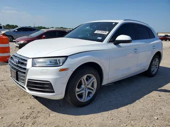2019 Audi Q5 WA1ANAFY3K2072174