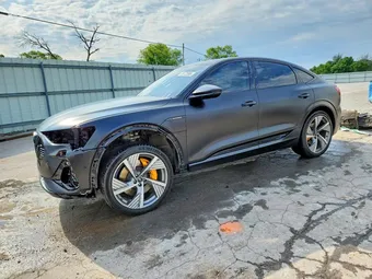 2022 Audi e-tron Sportback WA13AAGE4NB025457