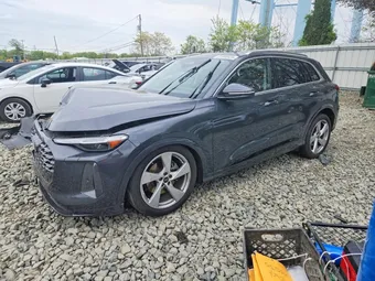 2025 Audi Q5 WA13AAGU5S2013563