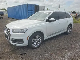 2017 Audi Q7 WA1LAAF75HD033692
