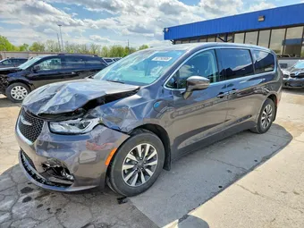 2022 Chrysler Pacifica 2C4RC1L73NR148623 Lot 52750906