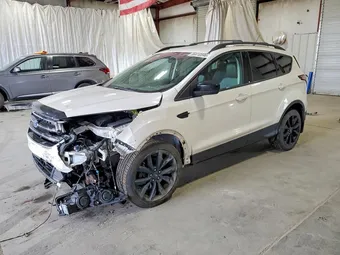 2018 Ford Escape 1FMCU9GD4JUC14879 Lot 56410596