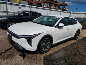 2025 Kia K4 3KPFT4DE2SE067806