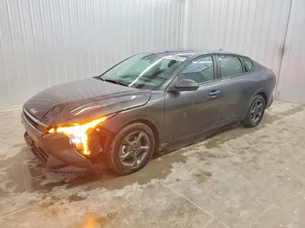 2025 Kia K4 3KPFT4DE8SE086943
