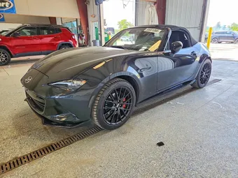 2022 Mazda MX-5 Miata JM1NDAC76N0504892