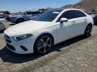 2022 Mercedes-Benz A-Class W1K3G4EB4NJ370868