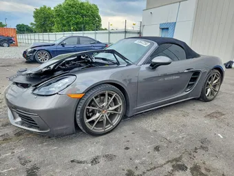 2020 Porsche 718 Boxster WP0CA2A88LS210204