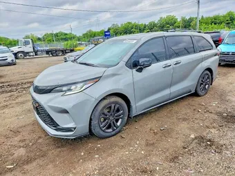 2025 Toyota Sienna 5TDDSKFC0SS171081