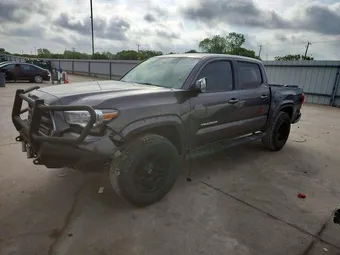 2017 Toyota Tacoma 5TFAZ5CNXHX053211 Lot 50224666