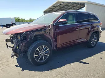 2018 Toyota Highlander 5TDJZRFH3JS879116 Lot 53547266