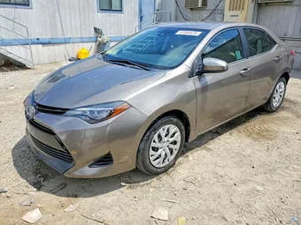 2017 Toyota Corolla 5YFBURHE0HP735595 Lot 52394626