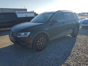 2019 Volkswagen Tiguan 3VV3B7AX4KM157737 Lot 54128296