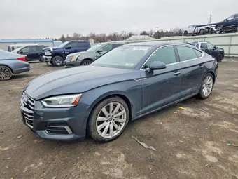2018 Audi A5 WAUBNCF58JA054511