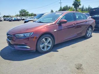 2018 Buick Regal W04GL6SX5J1111569