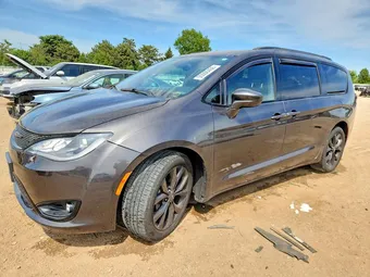 2019 Chrysler Pacifica 2C4RC1EG6KR667495 Lot 55056456