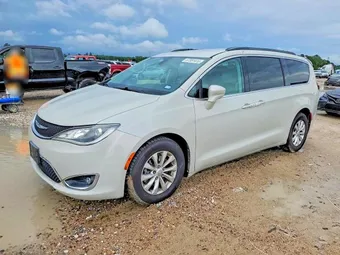2017 Chrysler Pacifica 2C4RC1BG9HR633659 Lot 57351416
