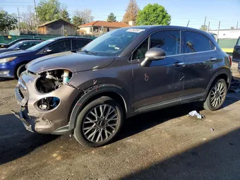 2017 Fiat 500X ZFBCFYDB2HP566947